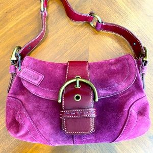 Gorgeous “Vintage” Coach Hobo in Excellent Condition